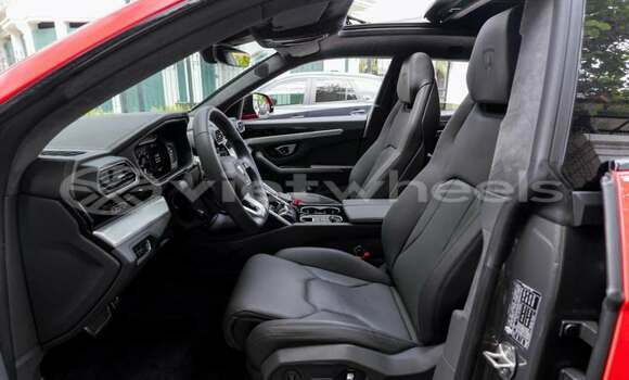 Mua Đã sử dụng Lamborghini Urus Xe ô tô Mua Đã sử dụng Lamborghini Urus Xe ô tô