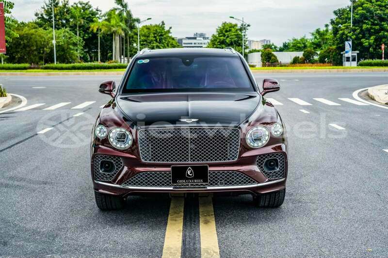 Big with watermark bentley bentayga hanoi gia lai 47668