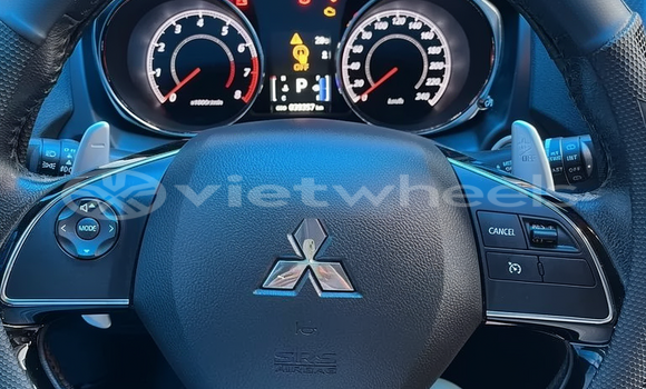 Mua Đã sử dụng Mitsubishi Outlander Xe ô tô Mua Đã sử dụng Mitsubishi Outlander Xe ô tô