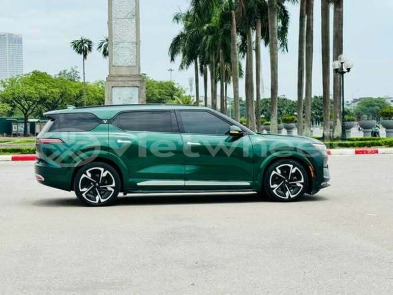 Big with watermark vinfast vf9 hanoi hue 47685