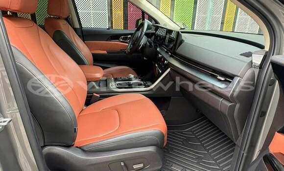 Buy Used Kia Carnival Car Buy Used Kia Carnival Car