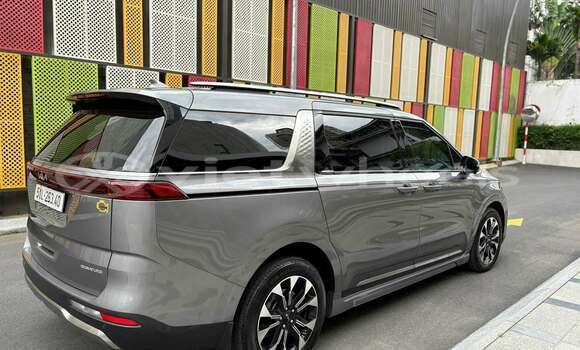 Buy Used Kia Carnival Car Buy Used Kia Carnival Car