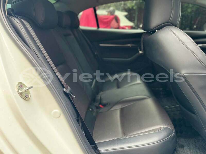 Big with watermark mazda 3 none cao bang 47707