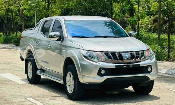 Mua Đã sử dụng Mitsubishi TRITON Xe ô tô Mua Đã sử dụng Mitsubishi TRITON Xe ô tô
