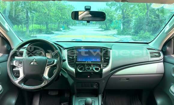 Mua Đã sử dụng Mitsubishi TRITON Xe ô tô Mua Đã sử dụng Mitsubishi TRITON Xe ô tô