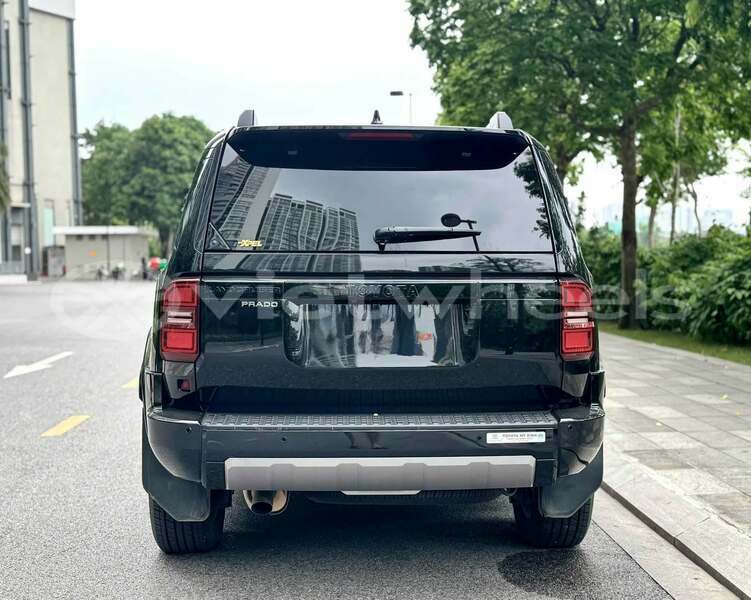 Big with watermark toyota land cruiser prado hanoi ha noi 47711