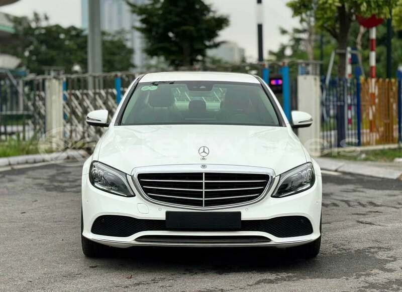 Big with watermark mercedes benz c class hanoi gia lai 47715