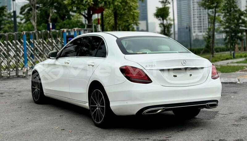 Big with watermark mercedes benz c class hanoi gia lai 47715