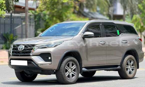 Buy Used Toyota Fortuner Car Buy Used Toyota Fortuner Car