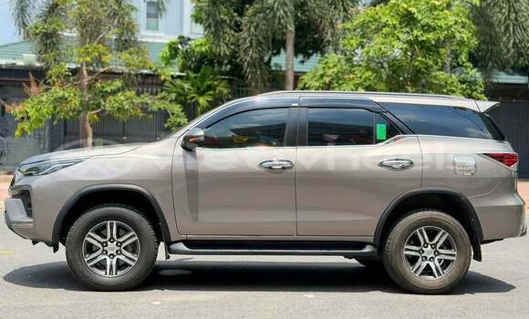 Buy Used Toyota Fortuner Car Buy Used Toyota Fortuner Car