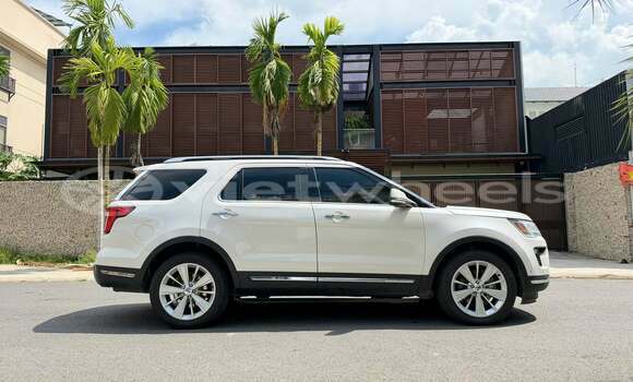 Buy Used Ford Explorer Car Buy Used Ford Explorer Car