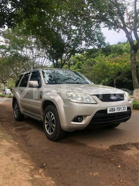 Big with watermark ford escape hanoi gia lai 47770