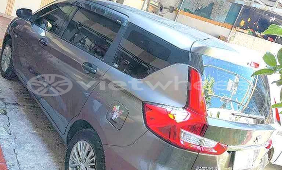 Mua Đã sử dụng Suzuki Ertiga Xe ô tô Mua Đã sử dụng Suzuki Ertiga Xe ô tô