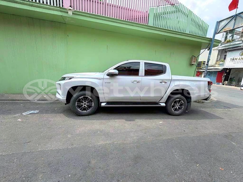 Big with watermark mitsubishi triton hanoi tp ho chi minh 47781