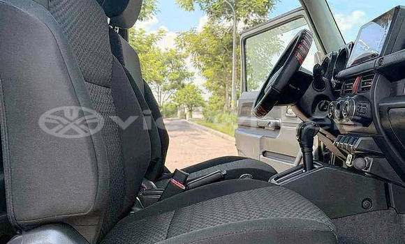 Mua Đã sử dụng Suzuki Jimny Xe ô tô Mua Đã sử dụng Suzuki Jimny Xe ô tô