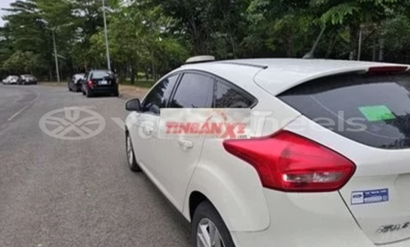 Mua Đã sử dụng Ford Focus Xe ô tô Mua Đã sử dụng Ford Focus Xe ô tô