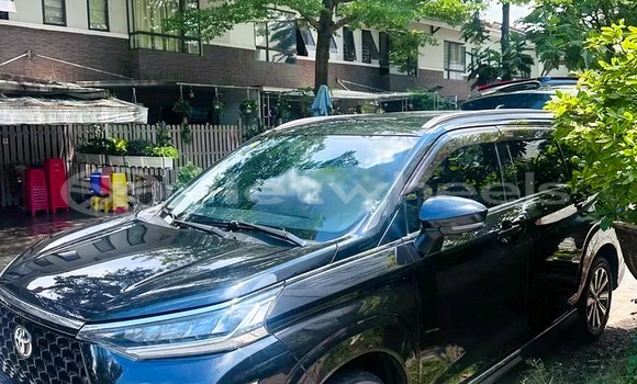 Mua Đã sử dụng Toyota Veloz cross Xe ô tô