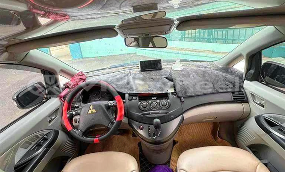 Mua Đã sử dụng Mitsubishi Grandis Xe ô tô Mua Đã sử dụng Mitsubishi Grandis Xe ô tô