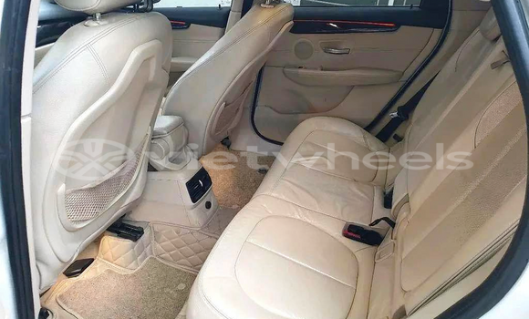 Mua Đã sử dụng BMW 218i Xe ô tô Mua Đã sử dụng BMW 218i Xe ô tô