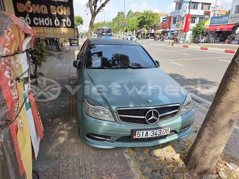 Big with watermark mercedes c300 hanoi tp ho chi minh 47870