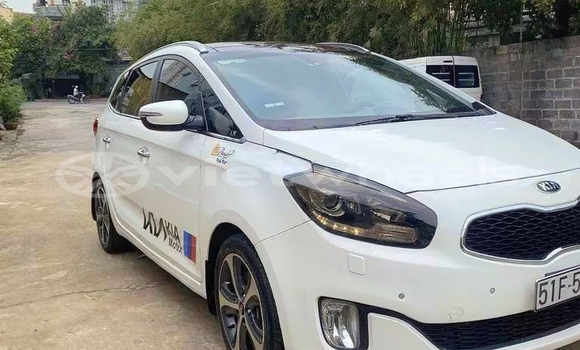 Mua Đã sử dụng KIA Rondo Xe ô tô Mua Đã sử dụng KIA Rondo Xe ô tô