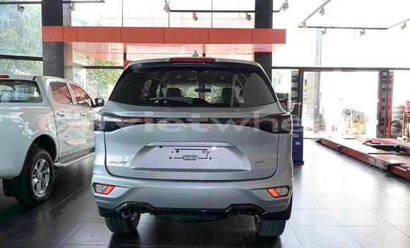 Mua Mới ISUZU mu-X Xe ô tô Mua Mới ISUZU mu-X Xe ô tô