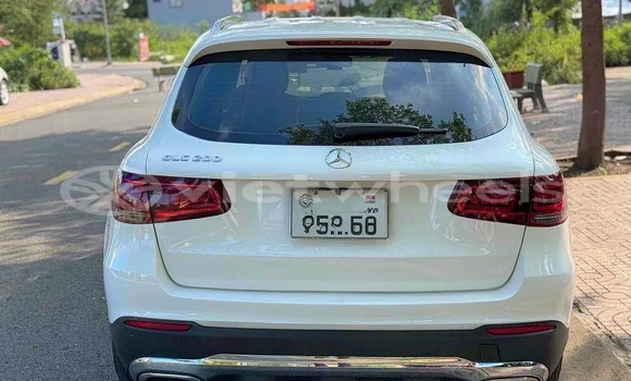 Mua Đã sử dụng Mercedes GLC 200 Xe ô tô Mua Đã sử dụng Mercedes GLC 200 Xe ô tô