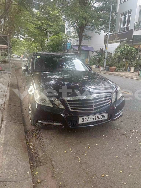 Big with watermark mercedes e250 hanoi tp ho chi minh 47891