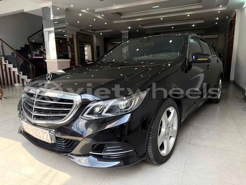 Big with watermark mercedes e200 hanoi tp ho chi minh 47894