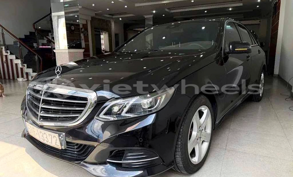 Mua Đã sử dụng Mercedes E200 Xe ô tô Mua Đã sử dụng Mercedes E200 Xe ô tô