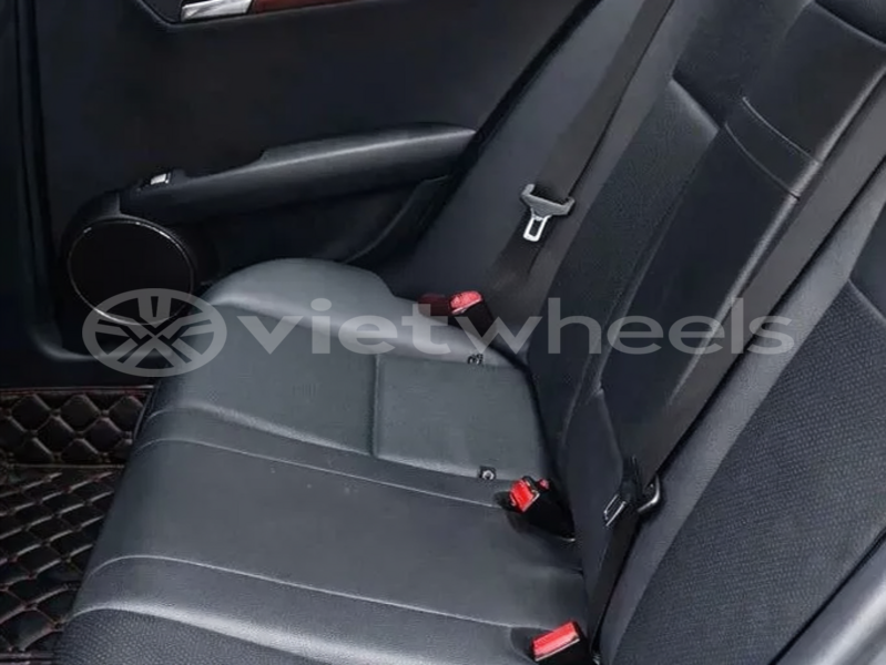 Big with watermark mercedes c200 hanoi tp ho chi minh 47899