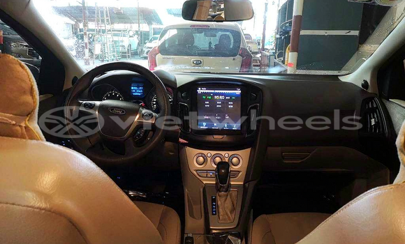 Mua Đã sử dụng Ford Focus Xe ô tô Mua Đã sử dụng Ford Focus Xe ô tô