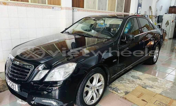 Mua Đã sử dụng Mercedes E250 Xe ô tô
