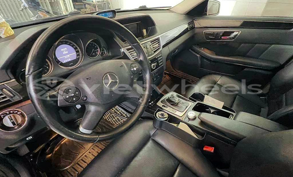 Mua Đã sử dụng Mercedes E250 Xe ô tô Mua Đã sử dụng Mercedes E250 Xe ô tô