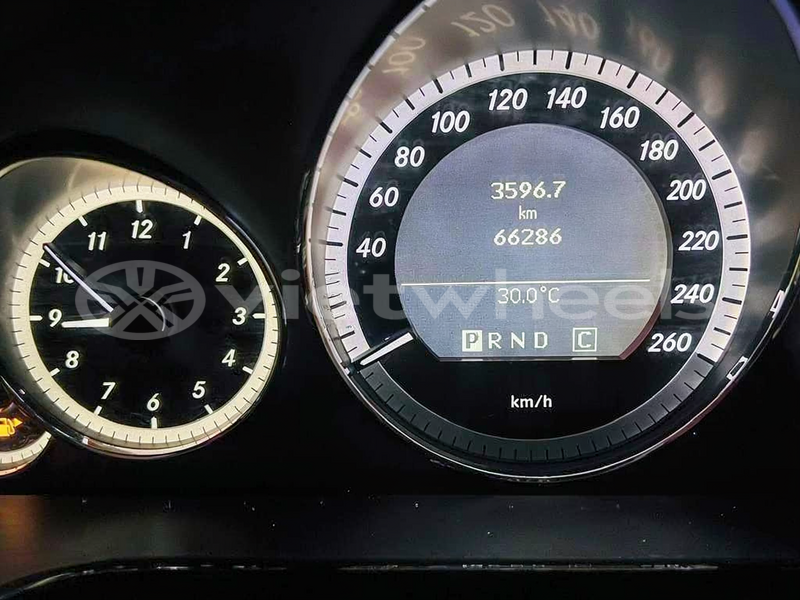 Big with watermark mercedes e250 hanoi tp ho chi minh 47910