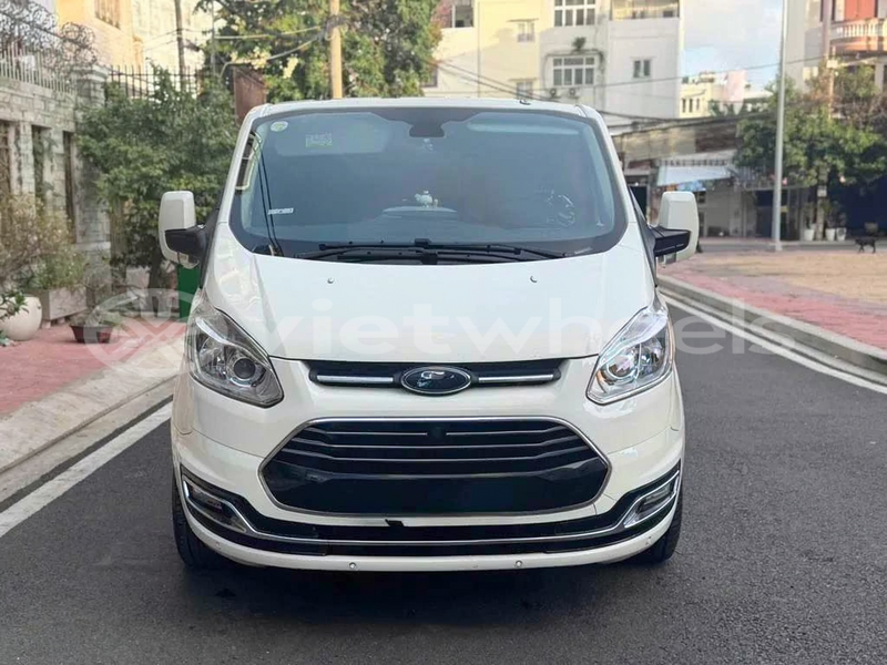 Big with watermark ford tourneo hanoi tp ho chi minh 47927