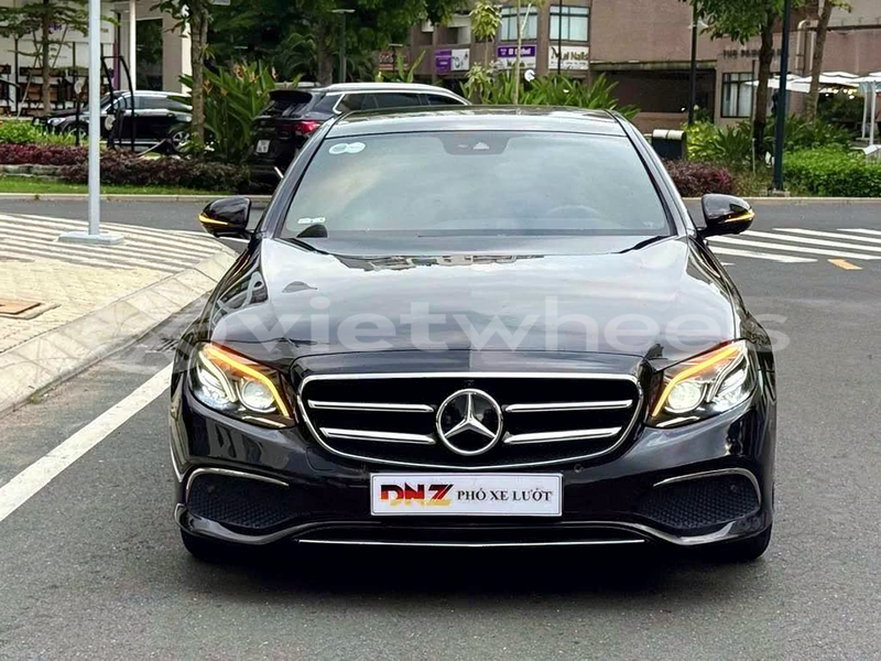 Big with watermark mercedes e200 hanoi tp ho chi minh 47936