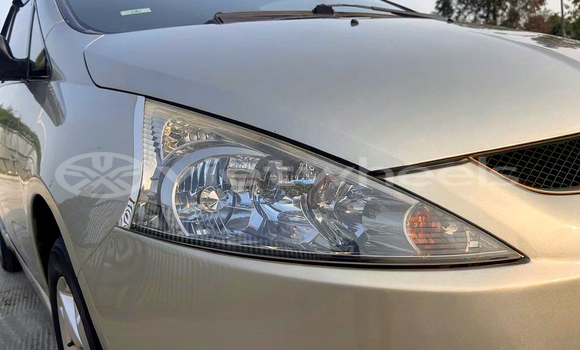 Mua Đã sử dụng Mitsubishi Grandis Xe ô tô Mua Đã sử dụng Mitsubishi Grandis Xe ô tô