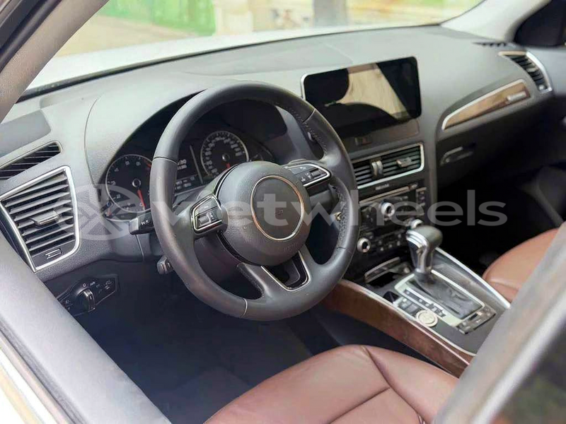 Big with watermark audi q5 hanoi tp ho chi minh 47947