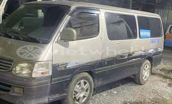 Buy Used Toyota Hiace Car