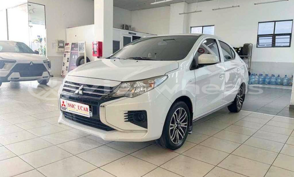 Mua Đã sử dụng Mitsubishi Attrage Xe ô tô Mua Đã sử dụng Mitsubishi Attrage Xe ô tô