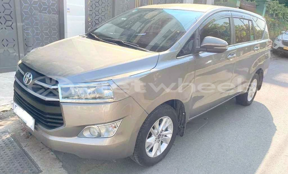 Mua Đã sử dụng Toyota Innova Xe ô tô Mua Đã sử dụng Toyota Innova Xe ô tô