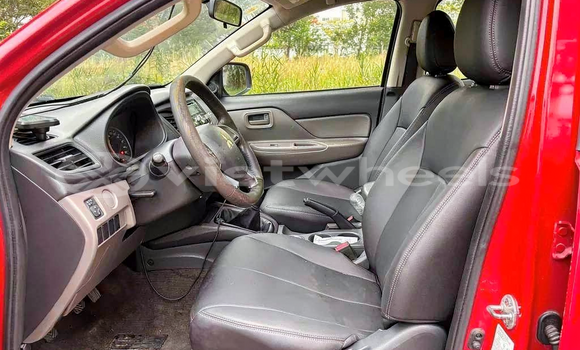 Mua Đã sử dụng Mitsubishi Triton Xe ô tô Mua Đã sử dụng Mitsubishi Triton Xe ô tô