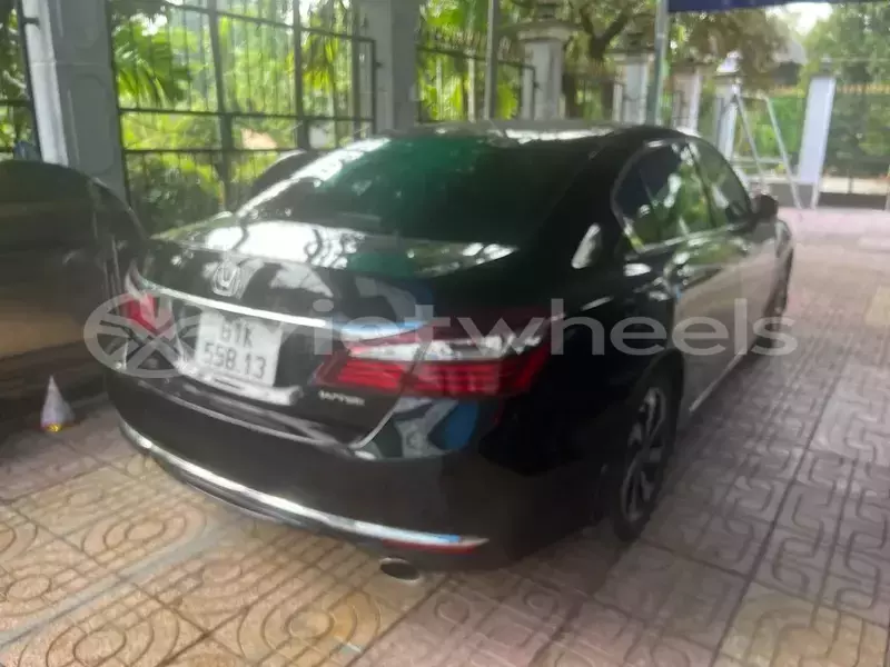 Big with watermark honda accord hanoi tp ho chi minh 48017