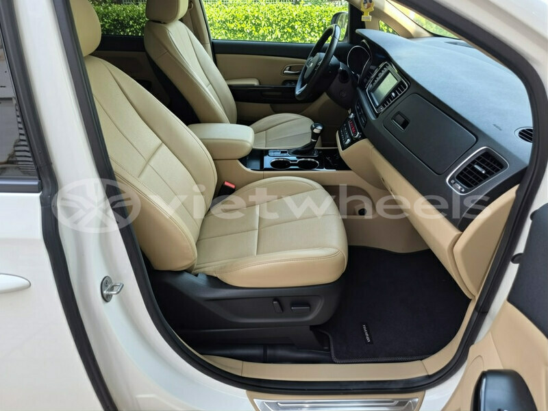 Big with watermark kia sedonal hanoi tp ho chi minh 48018
