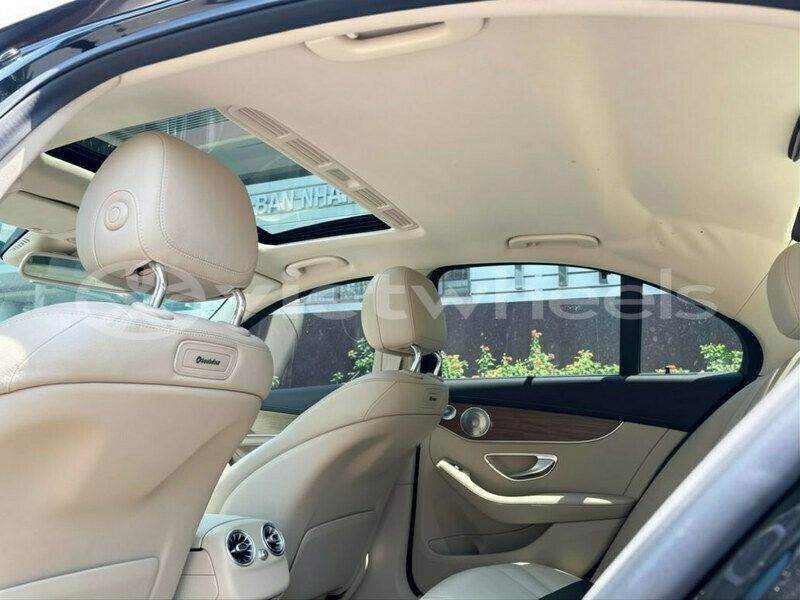 Big with watermark mercedes c250 hanoi tp ho chi minh 48020