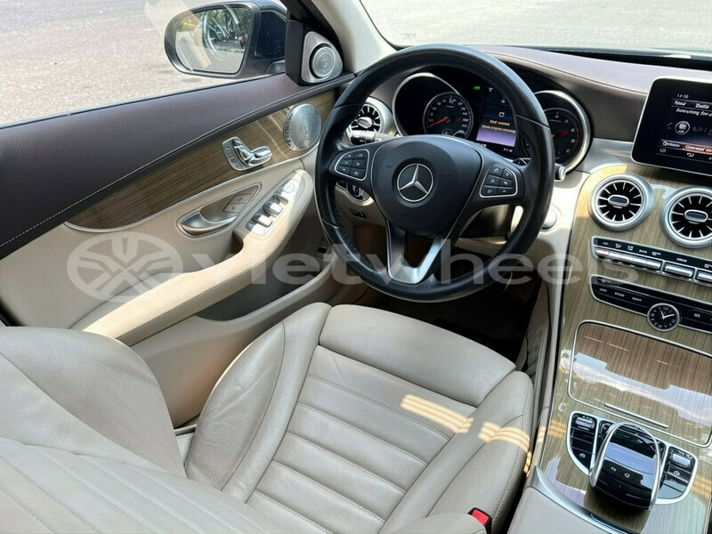 Big with watermark mercedes c250 hanoi tp ho chi minh 48020