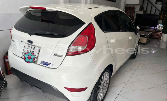 Mua Đã sử dụng Ford Fiesta Xe ô tô Mua Đã sử dụng Ford Fiesta Xe ô tô