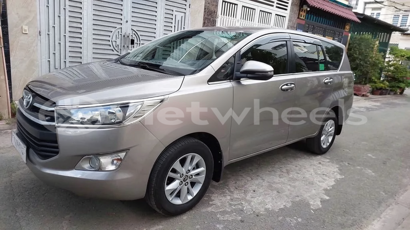 Big with watermark toyota innova cross hanoi tp ho chi minh 48029