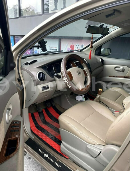 Big with watermark nissan livina hanoi tp ho chi minh 48033